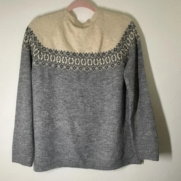 Max Studio Fair Isle Colorblock Pullover Sweater Small Gray Cream Loose Fit NWT - Picture 2 of 9